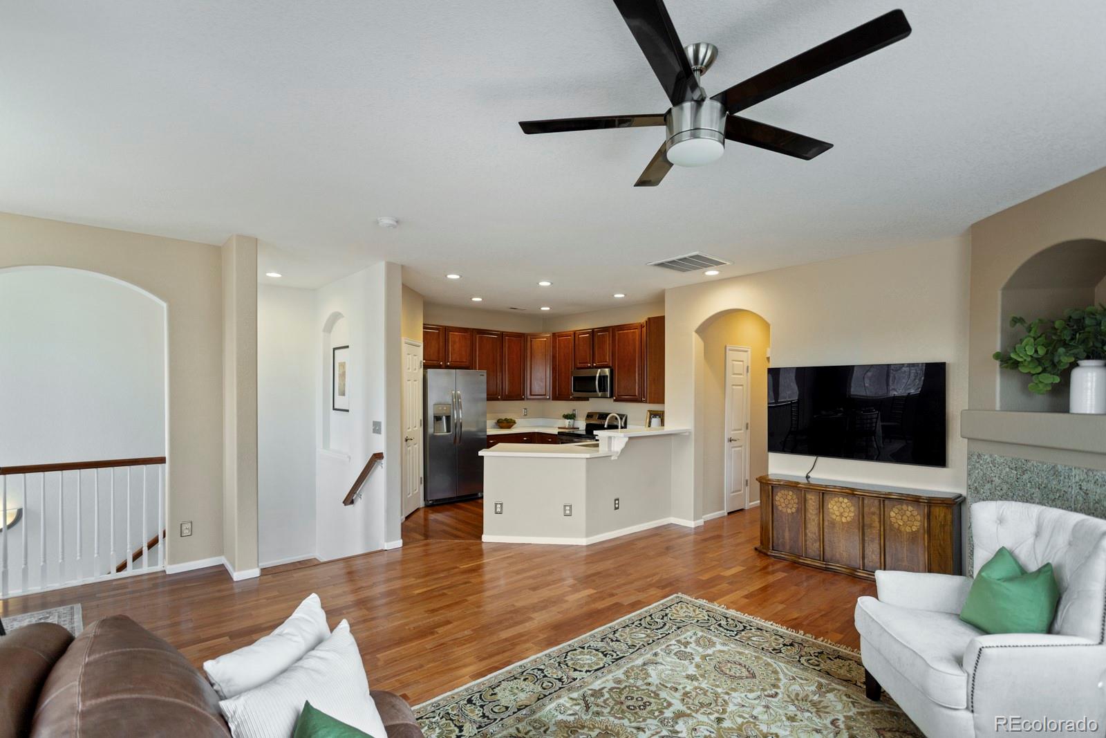 MLS Image #10 for 11307  navajo circle b,westminster, Colorado