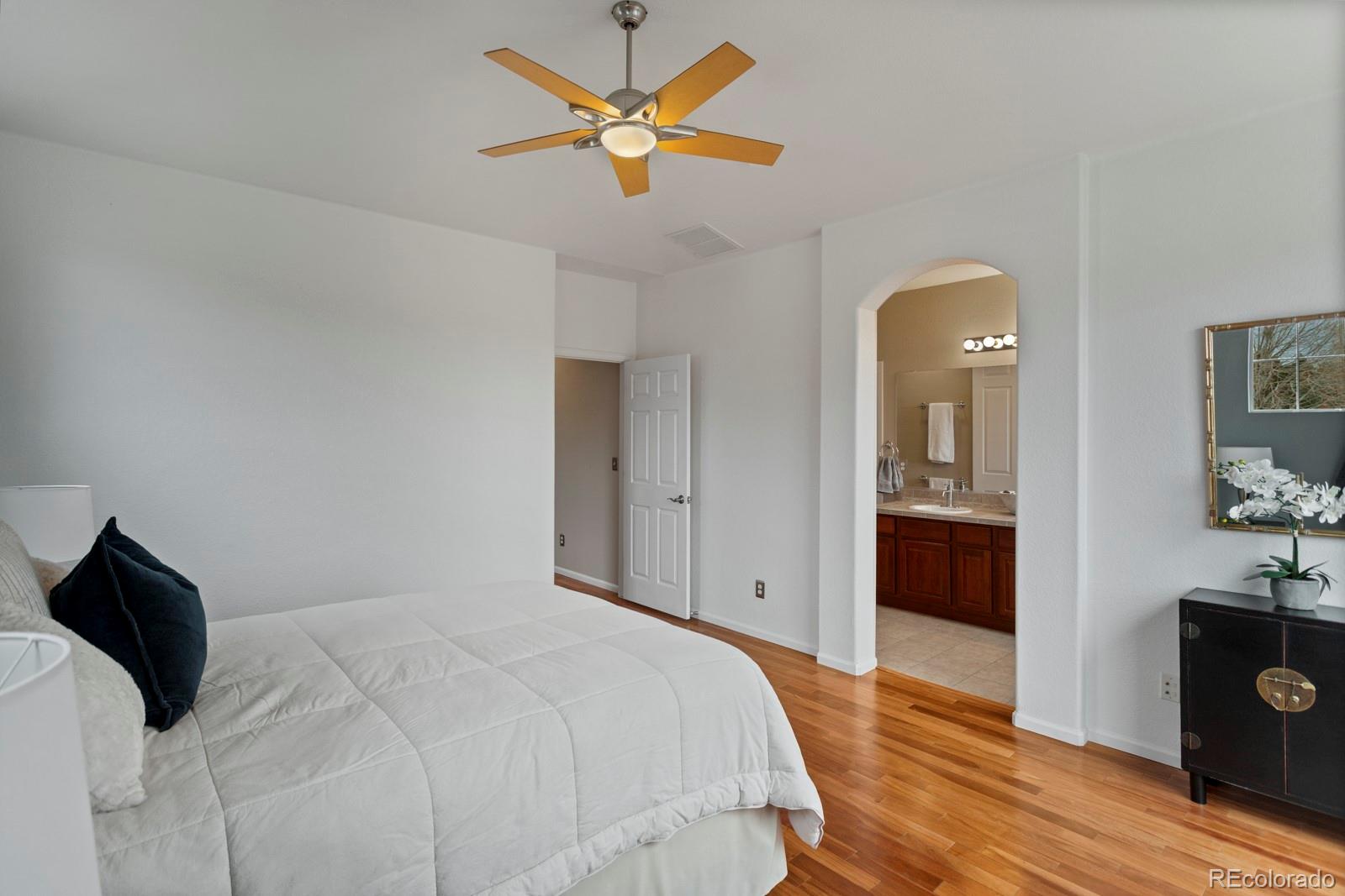 MLS Image #23 for 11307  navajo circle b,westminster, Colorado