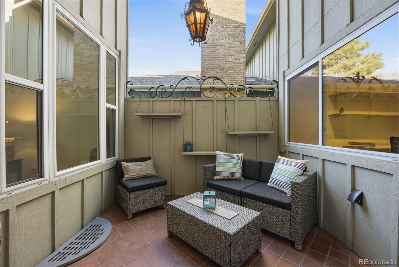 MLS Image #5 for 12135 e amherst circle,aurora, Colorado