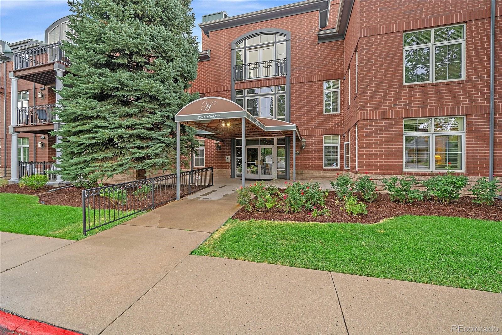 MLS Image #1 for 300  hudson street 302,denver, Colorado