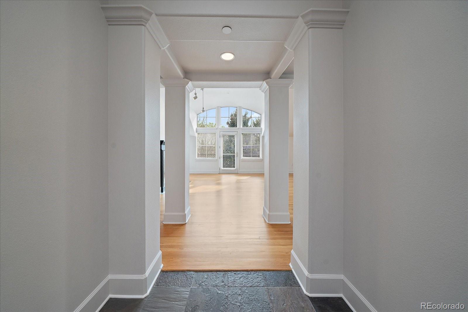 MLS Image #2 for 300  hudson street 302,denver, Colorado