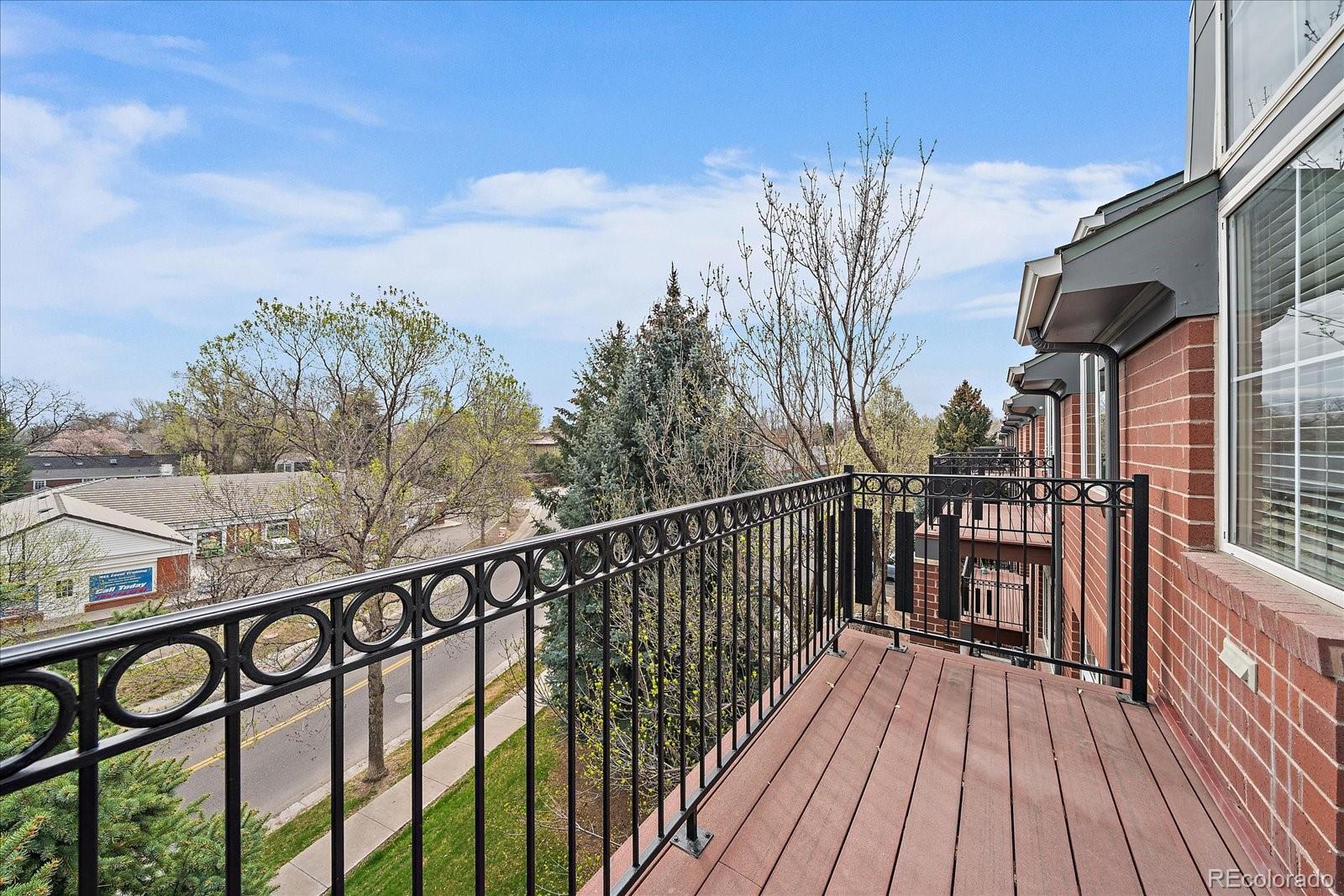 MLS Image #30 for 300  hudson street 302,denver, Colorado