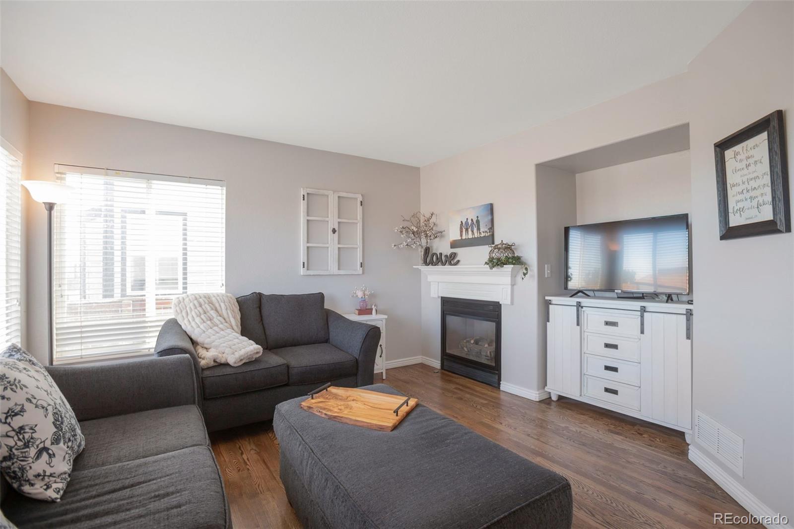 MLS Image #11 for 9751  burberry way,highlands ranch, Colorado