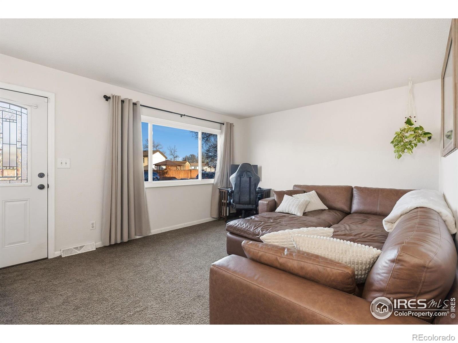 MLS Image #6 for 240  ley drive,la salle, Colorado