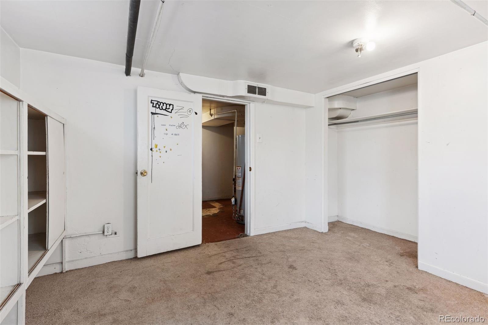 MLS Image #28 for 2490 s lincoln street,denver, Colorado