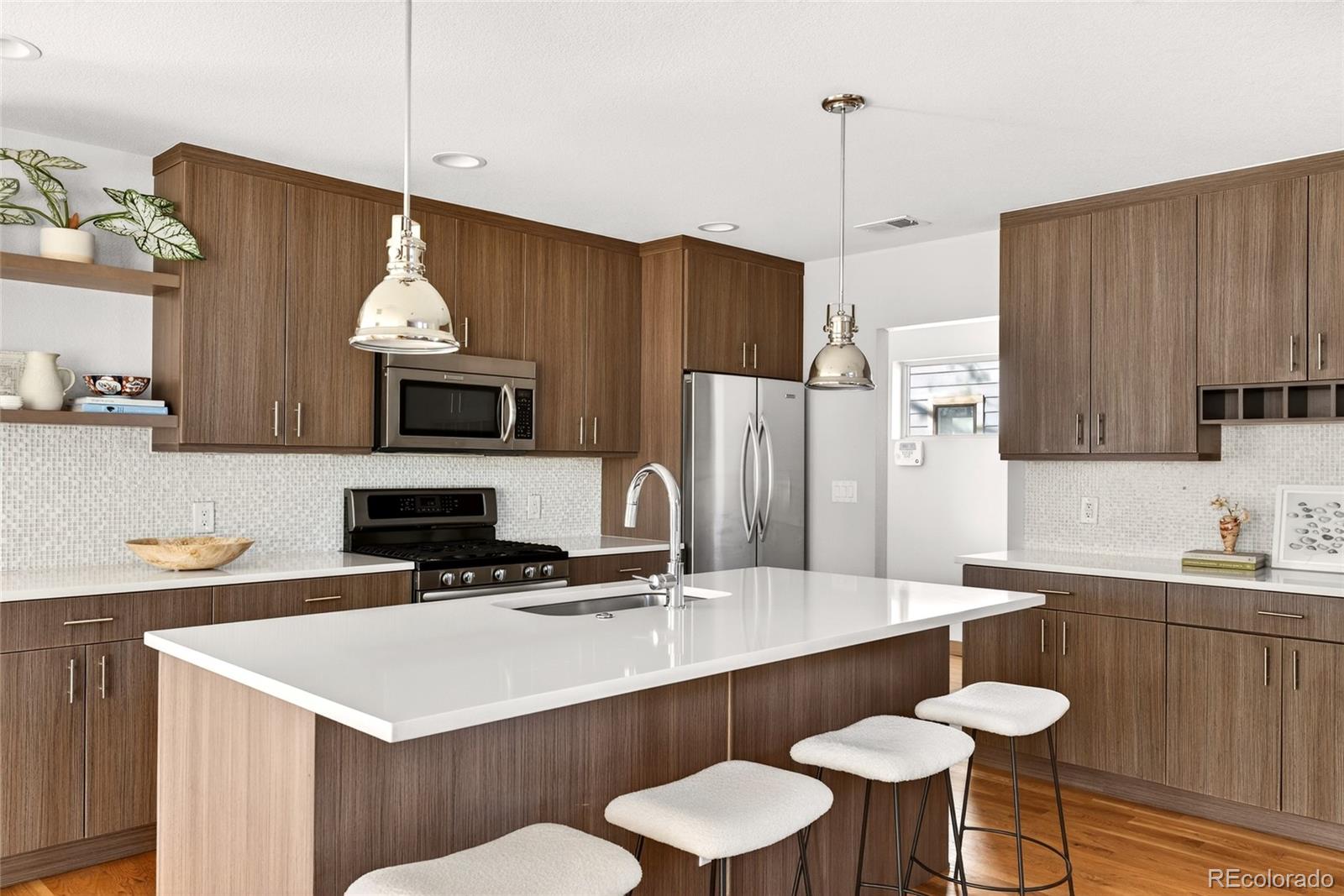 MLS Image #14 for 2051 s gilpin street,denver, Colorado