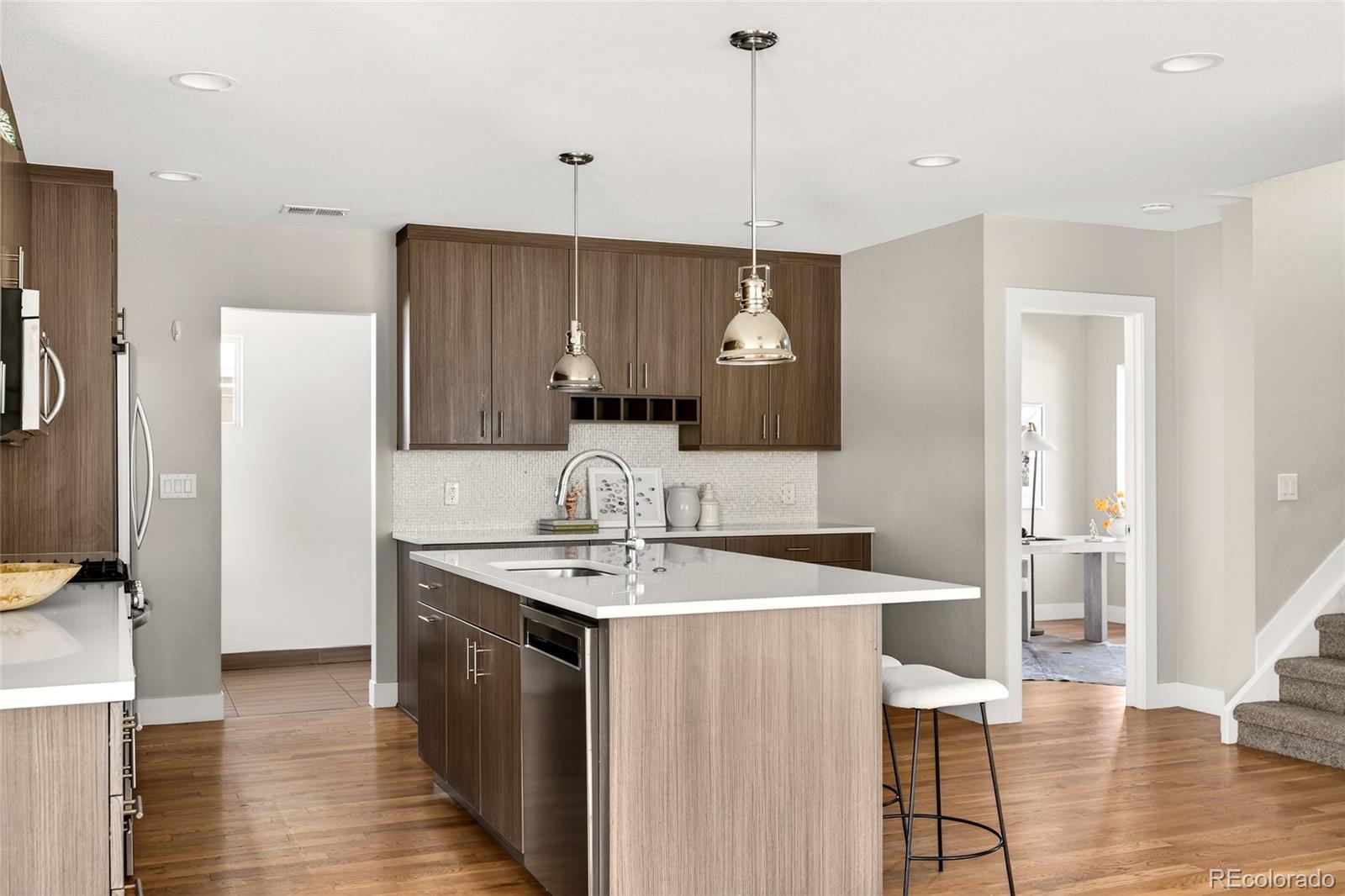 MLS Image #16 for 2051 s gilpin street,denver, Colorado