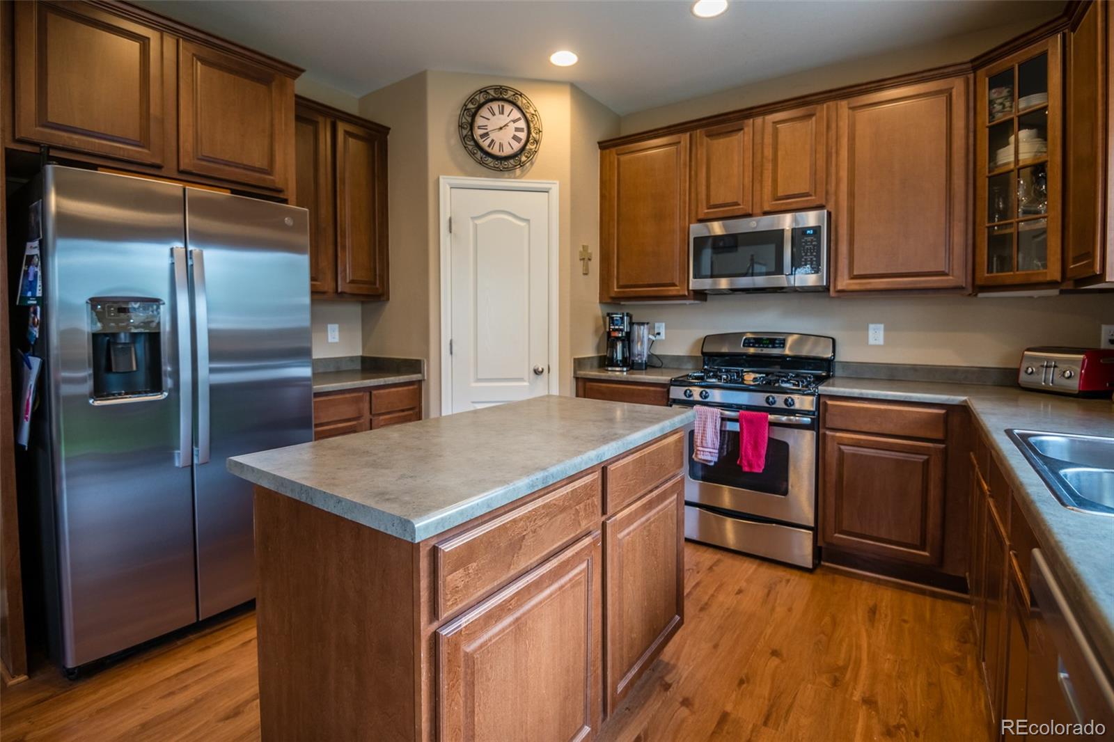 MLS Image #6 for 12901  spruce street,thornton, Colorado