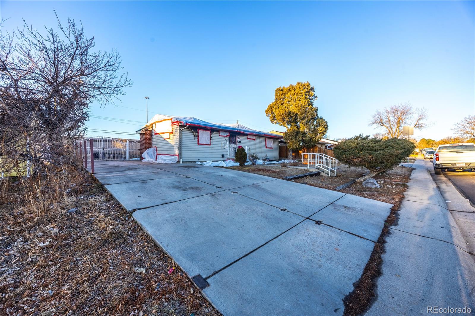 MLS Image #6 for 820  bronco road,denver, Colorado