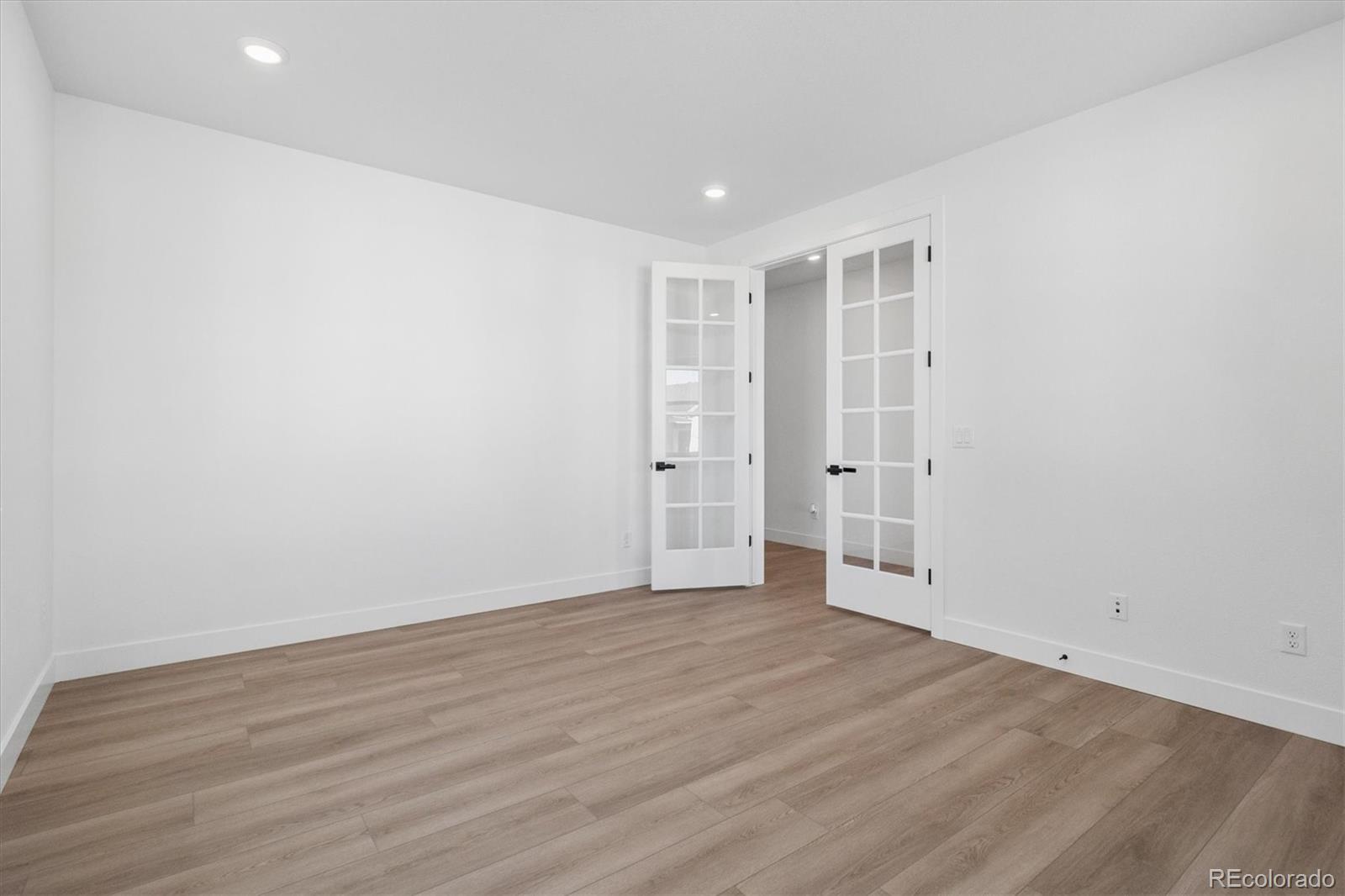 MLS Image #3 for 8611  yellowcress street,littleton, Colorado