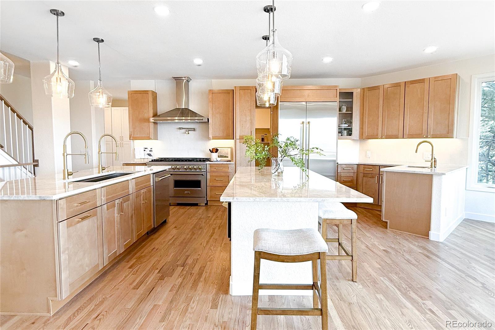 MLS Image #13 for 11673 e berry avenue,englewood, Colorado