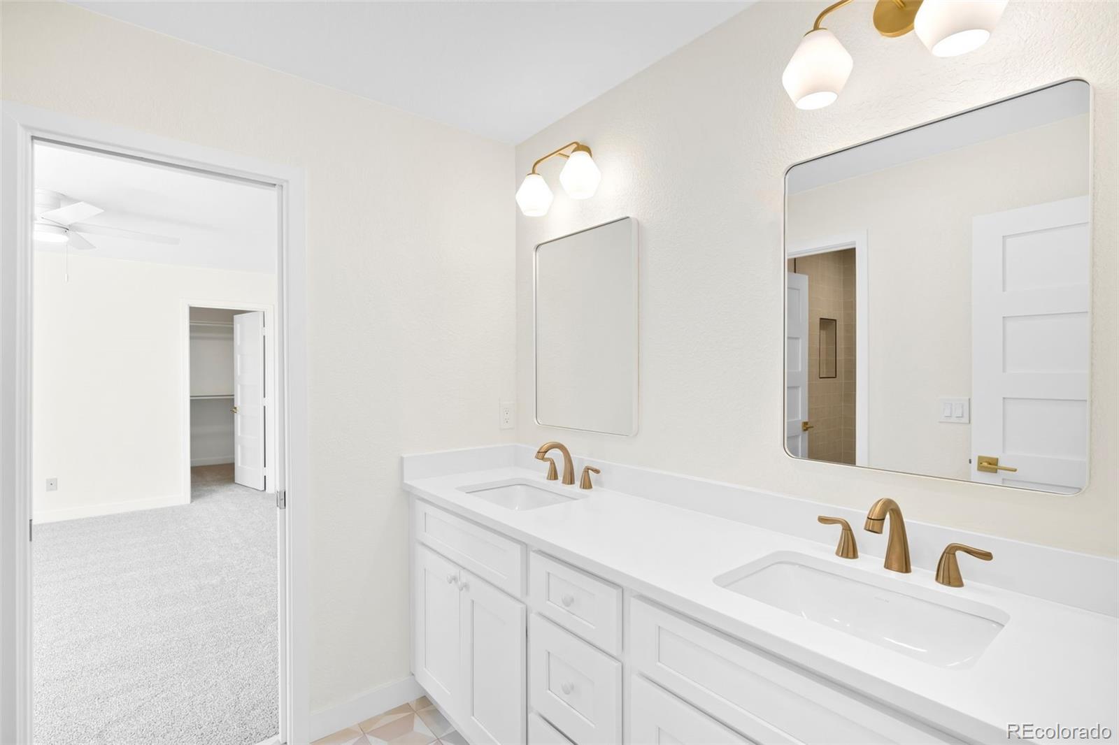 MLS Image #34 for 11673 e berry avenue,englewood, Colorado