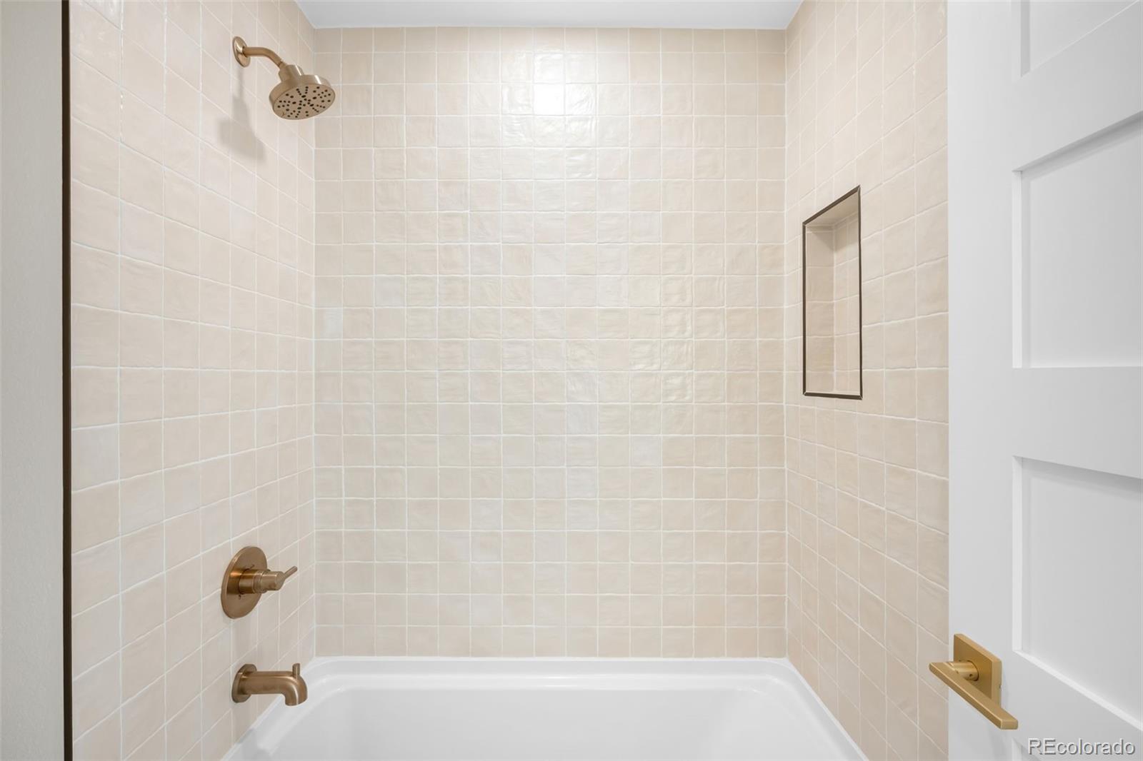MLS Image #35 for 11673 e berry avenue,englewood, Colorado