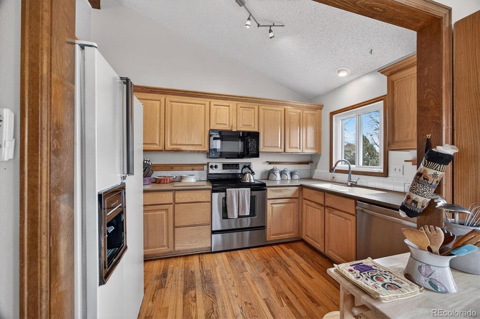 MLS Image #13 for 167  mount massive way,longmont, Colorado
