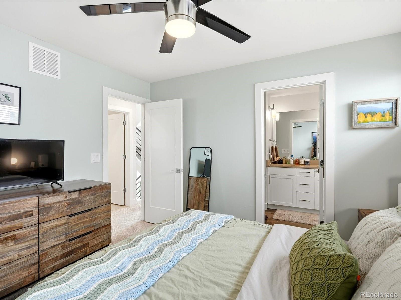 MLS Image #25 for 2190 s birch street,denver, Colorado