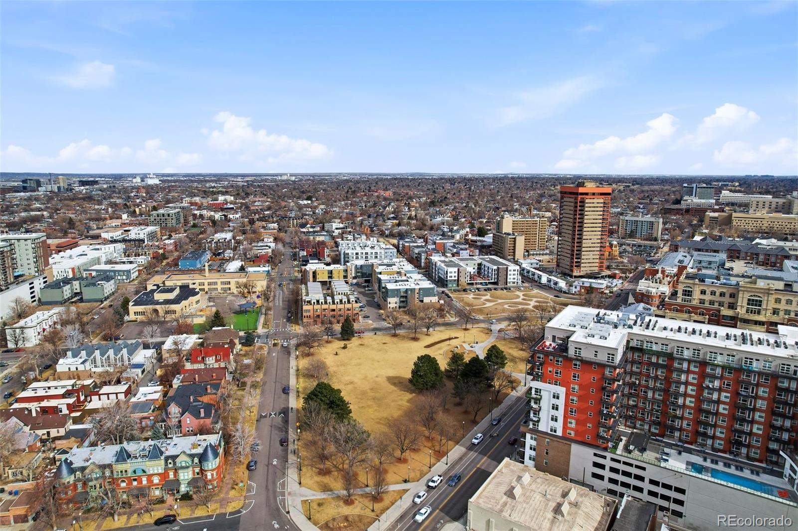 MLS Image #18 for 1975 n grant street 813,denver, Colorado