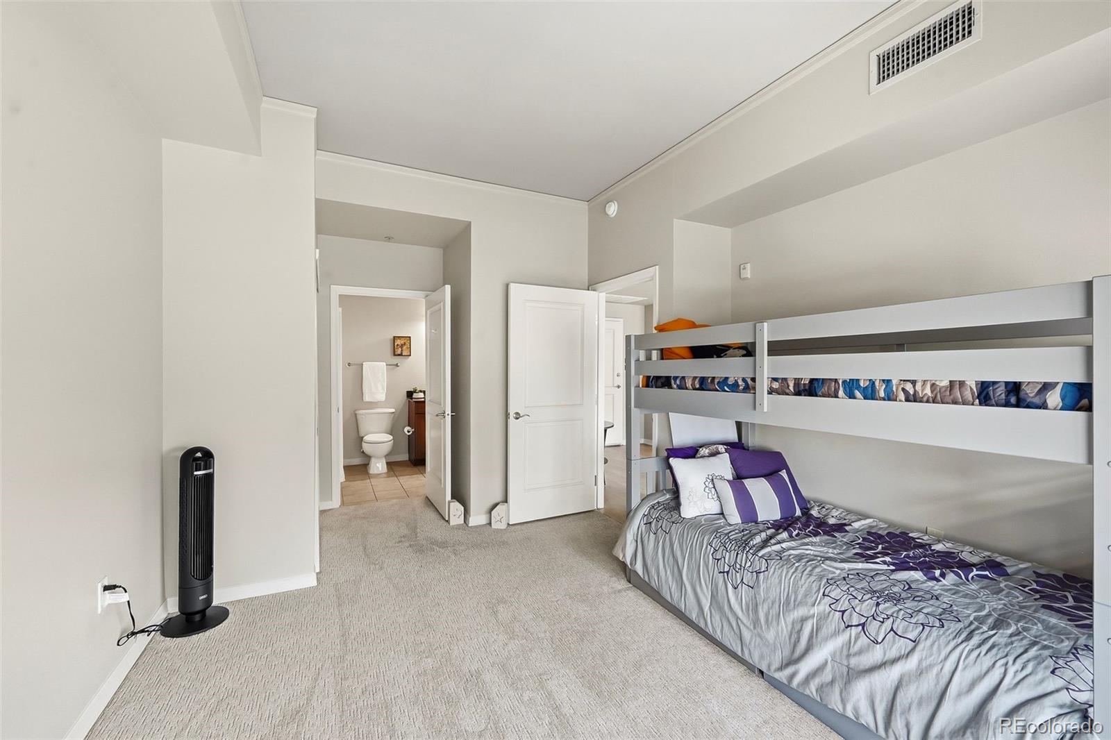 MLS Image #27 for 1975 n grant street 813,denver, Colorado
