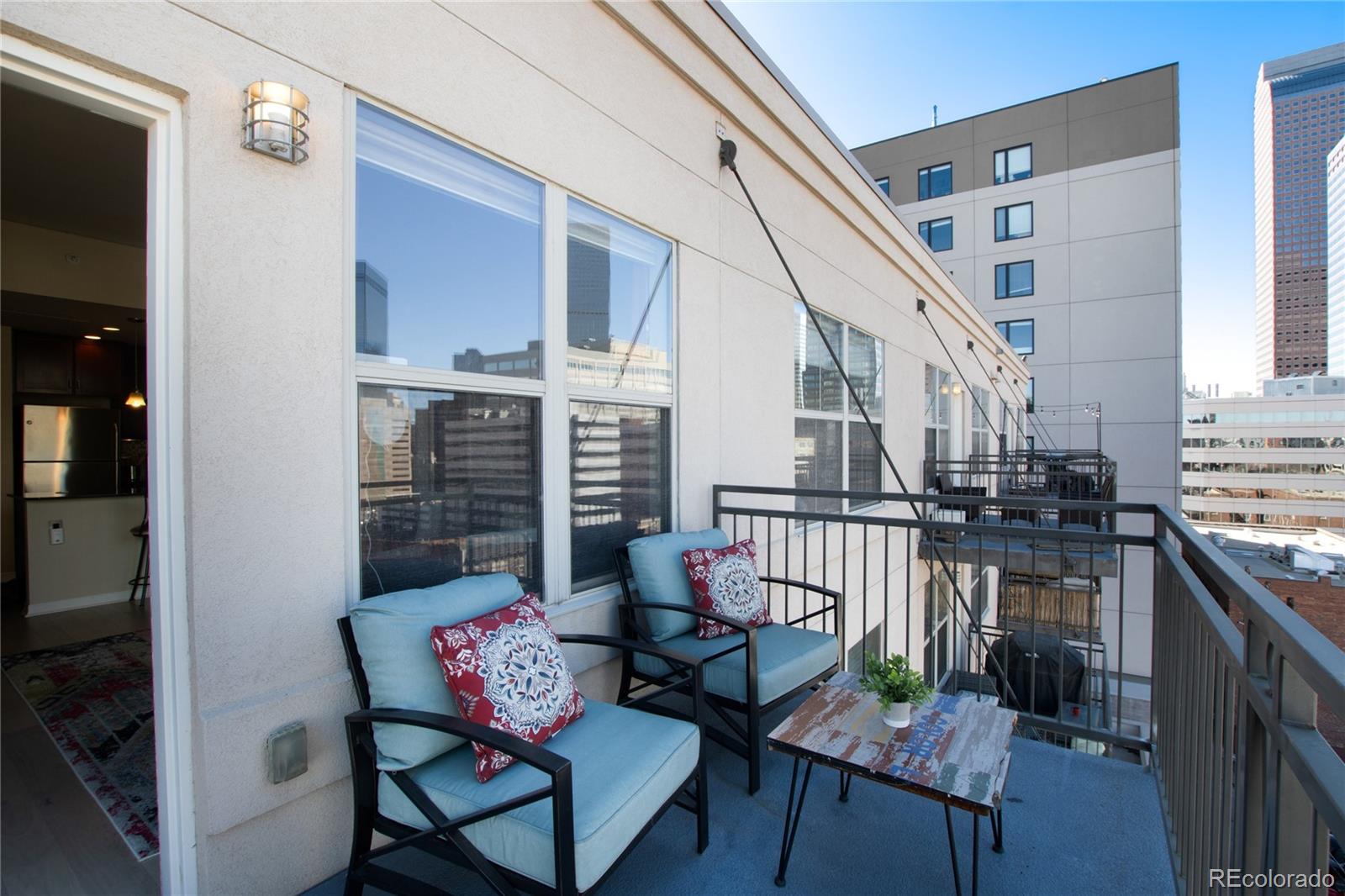 MLS Image #4 for 1975 n grant street 813,denver, Colorado