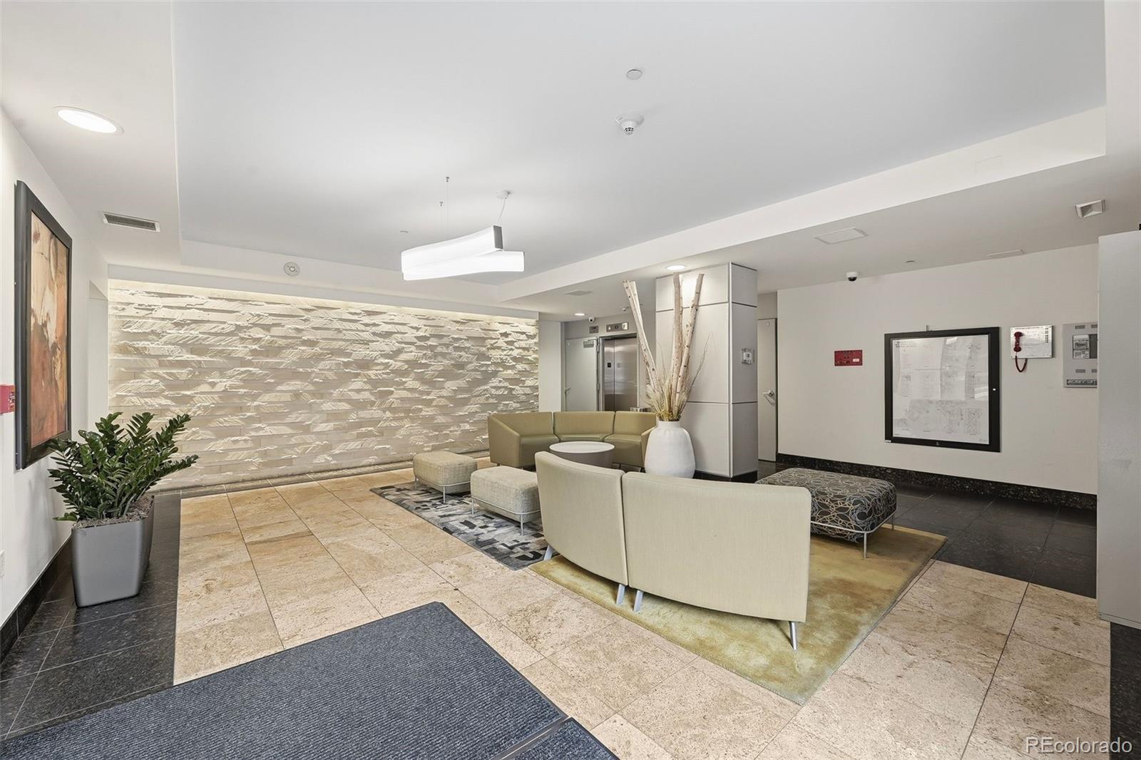 MLS Image #42 for 1975 n grant street 813,denver, Colorado