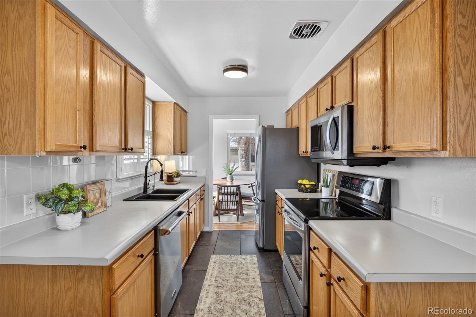 MLS Image #12 for 6158 s westview street,littleton, Colorado