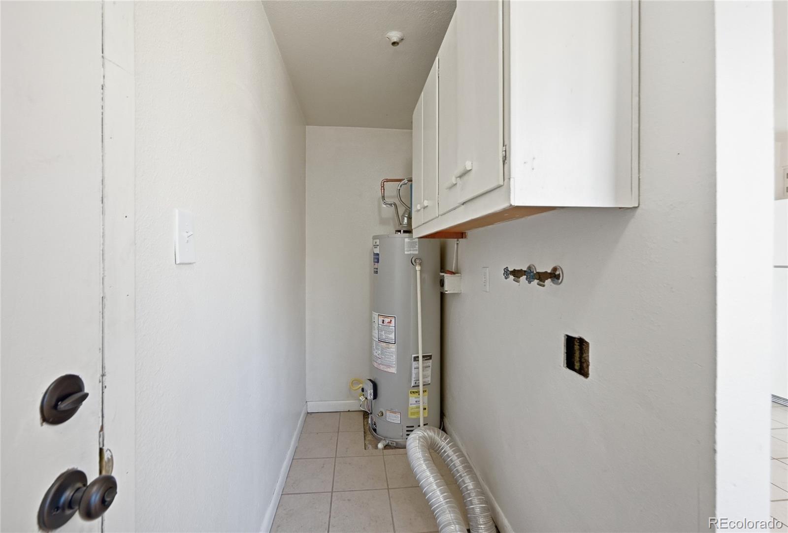 MLS Image #8 for 8243  brooks drive,arvada, Colorado