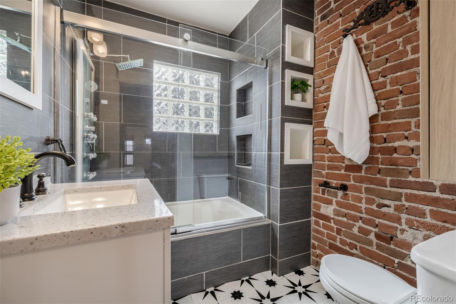 MLS Image #26 for 1904 e 22nd avenue ,denver, Colorado