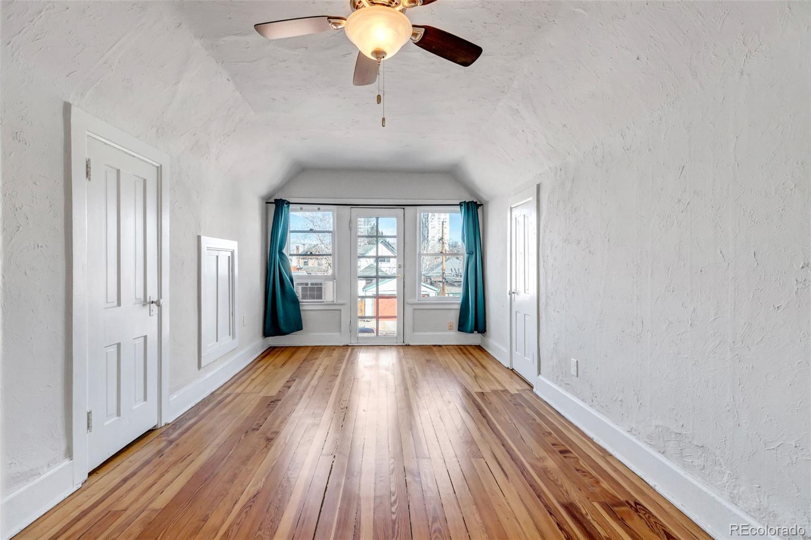 MLS Image #26 for 52 s washington street,denver, Colorado