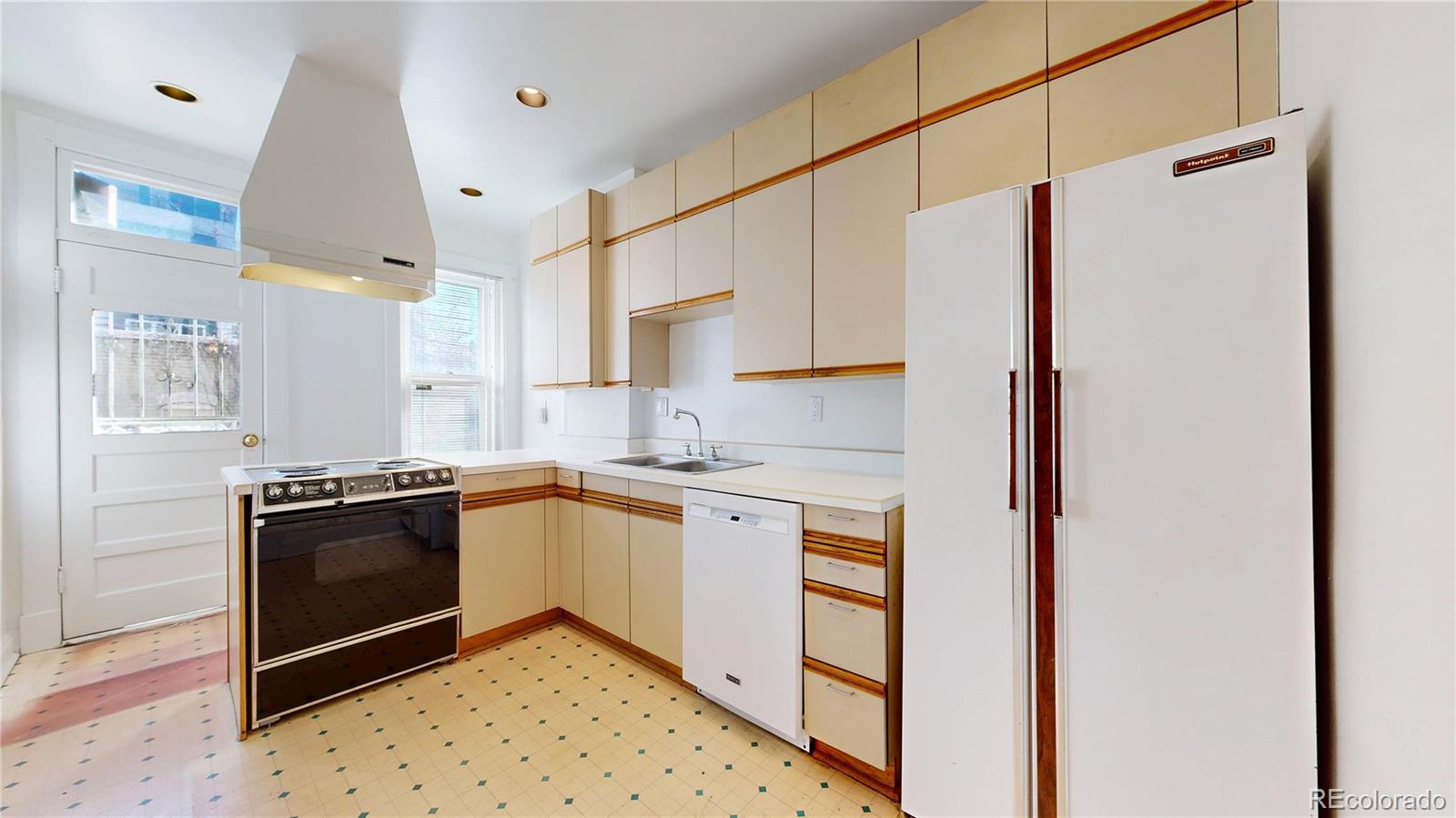 MLS Image #19 for 1266 n pearl street ,denver, Colorado