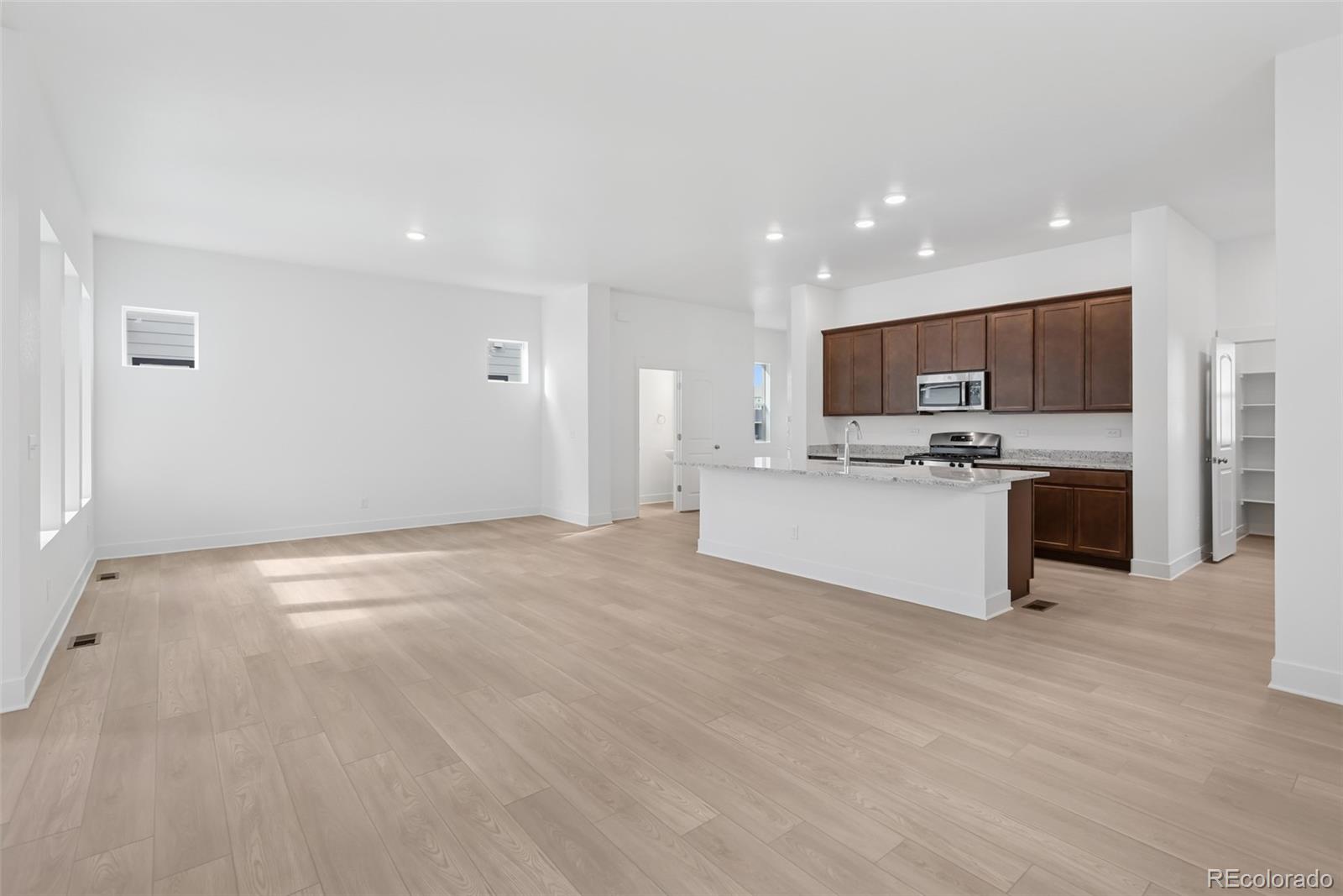 MLS Image #19 for 21276 e 62nd avenue,aurora, Colorado