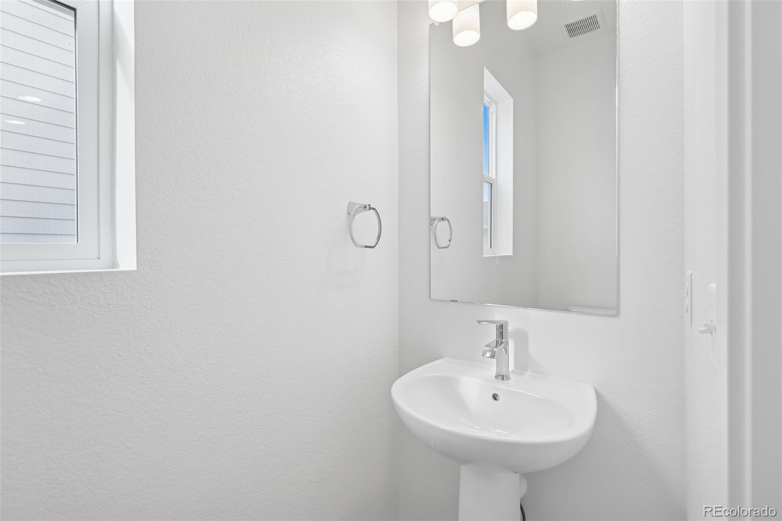 MLS Image #20 for 21276 e 62nd avenue,aurora, Colorado