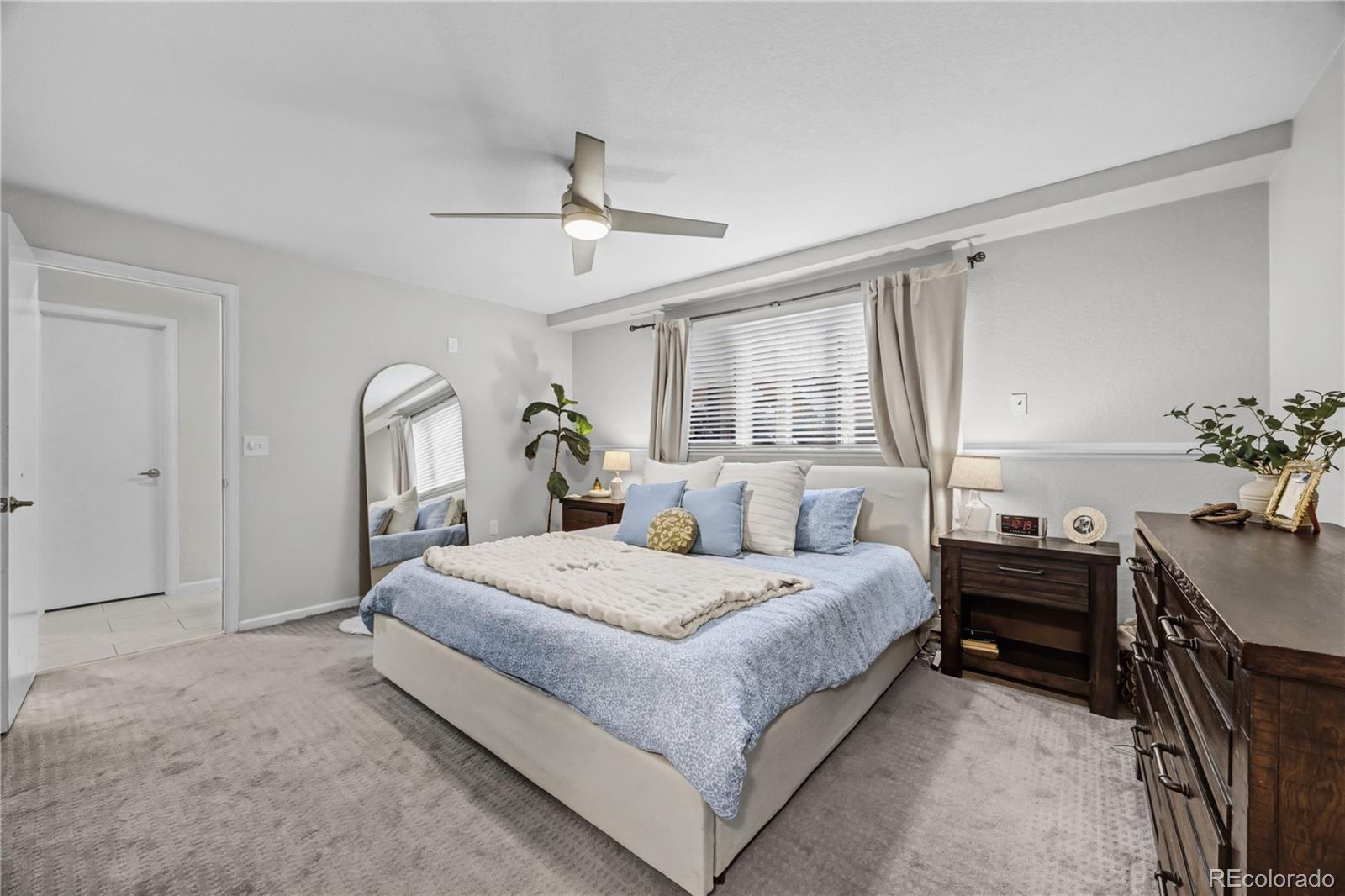 MLS Image #13 for 2456 s lafayette street,denver, Colorado