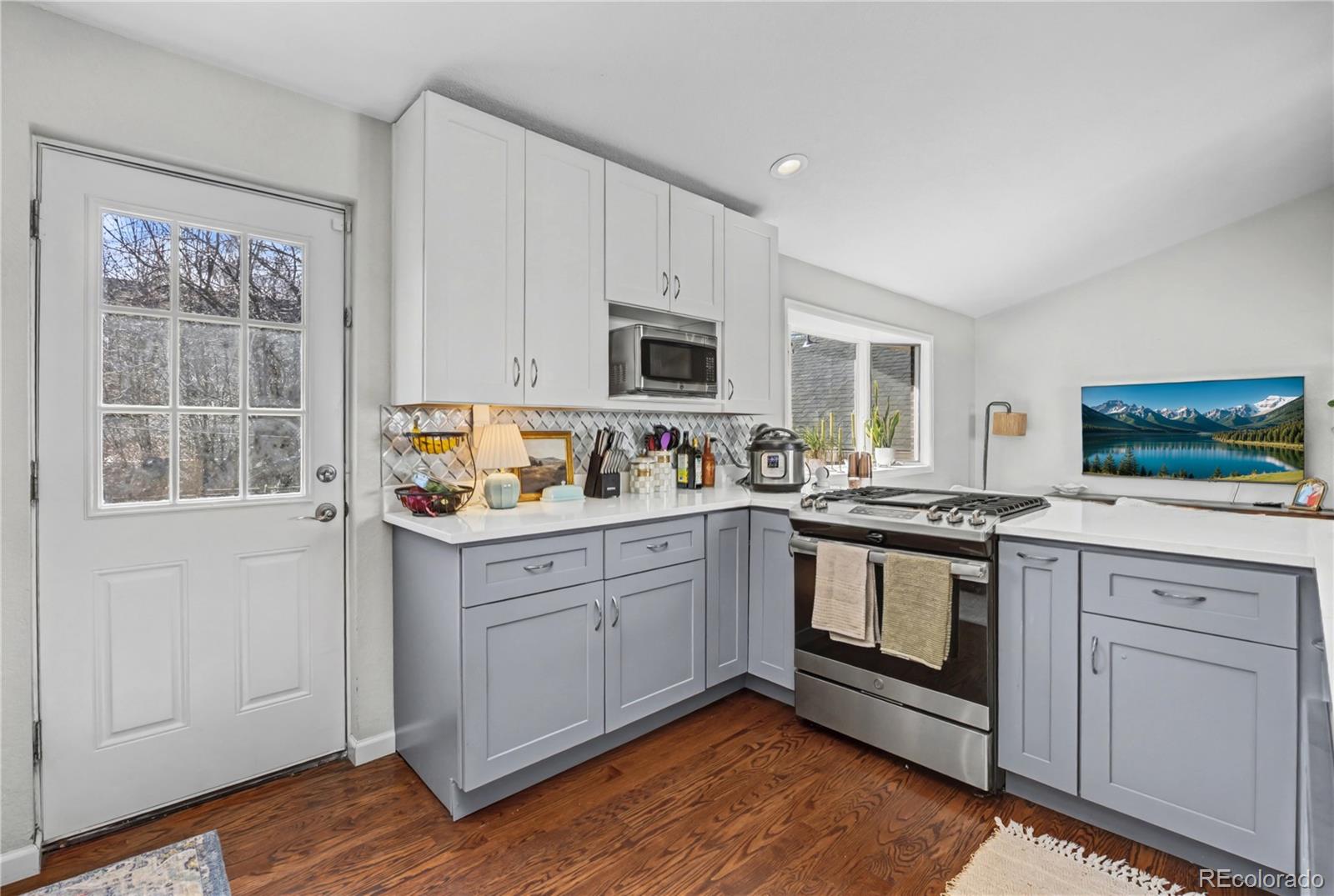 MLS Image #5 for 2456 s lafayette street,denver, Colorado