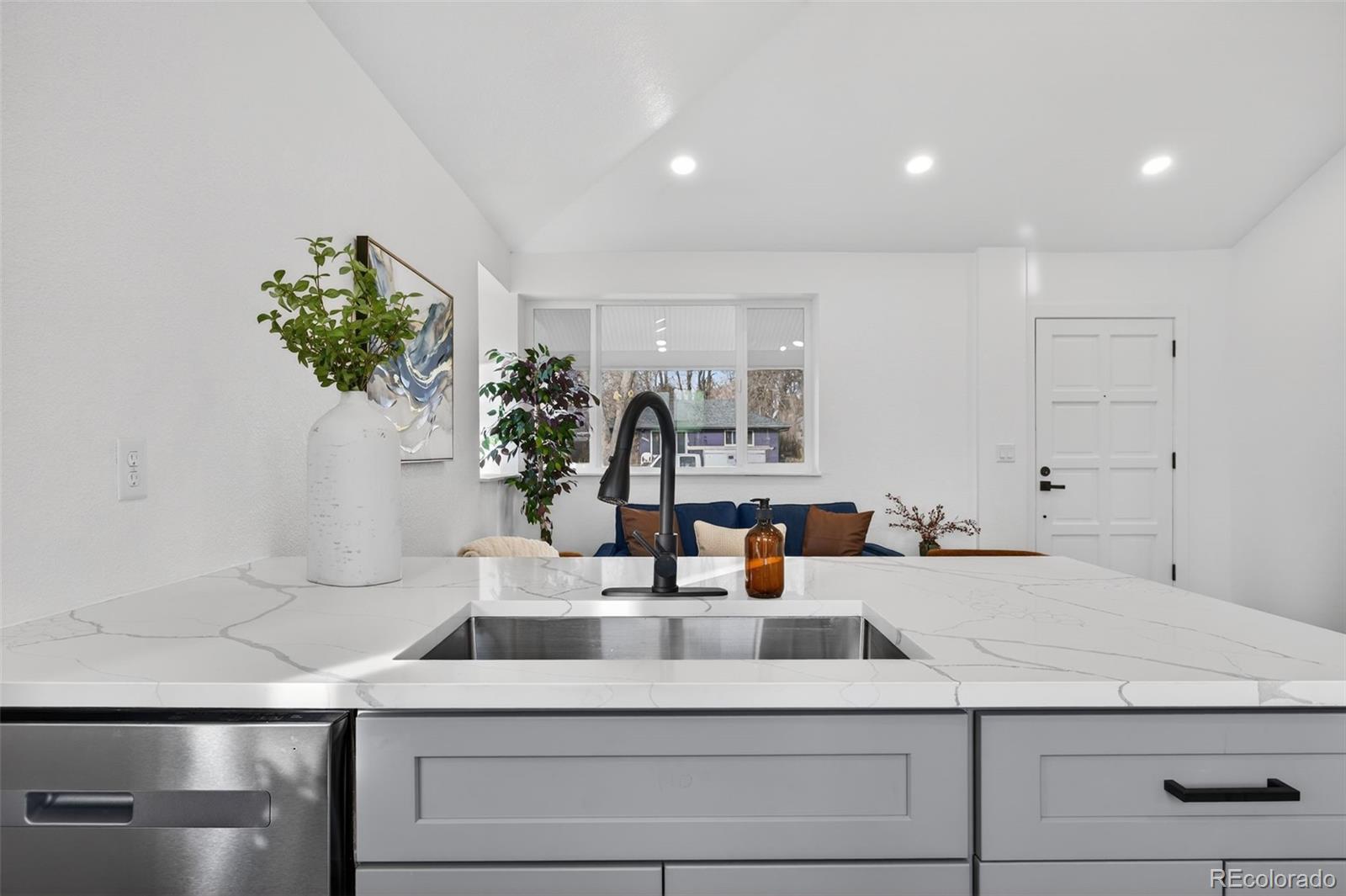 MLS Image #10 for 1638  wabash street,denver, Colorado