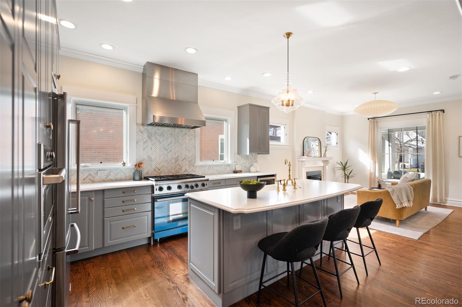 MLS Image #2 for 342 s corona street,denver, Colorado