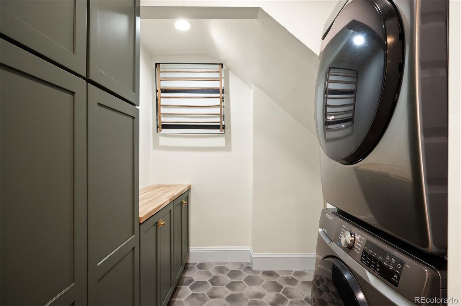 MLS Image #25 for 342 s corona street,denver, Colorado