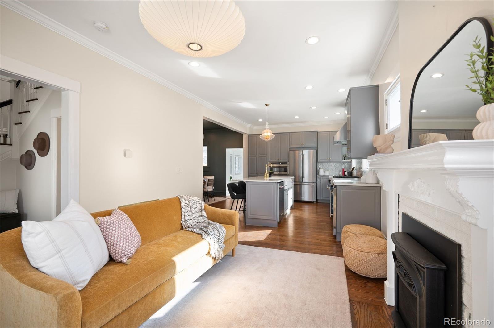 MLS Image #7 for 342 s corona street,denver, Colorado