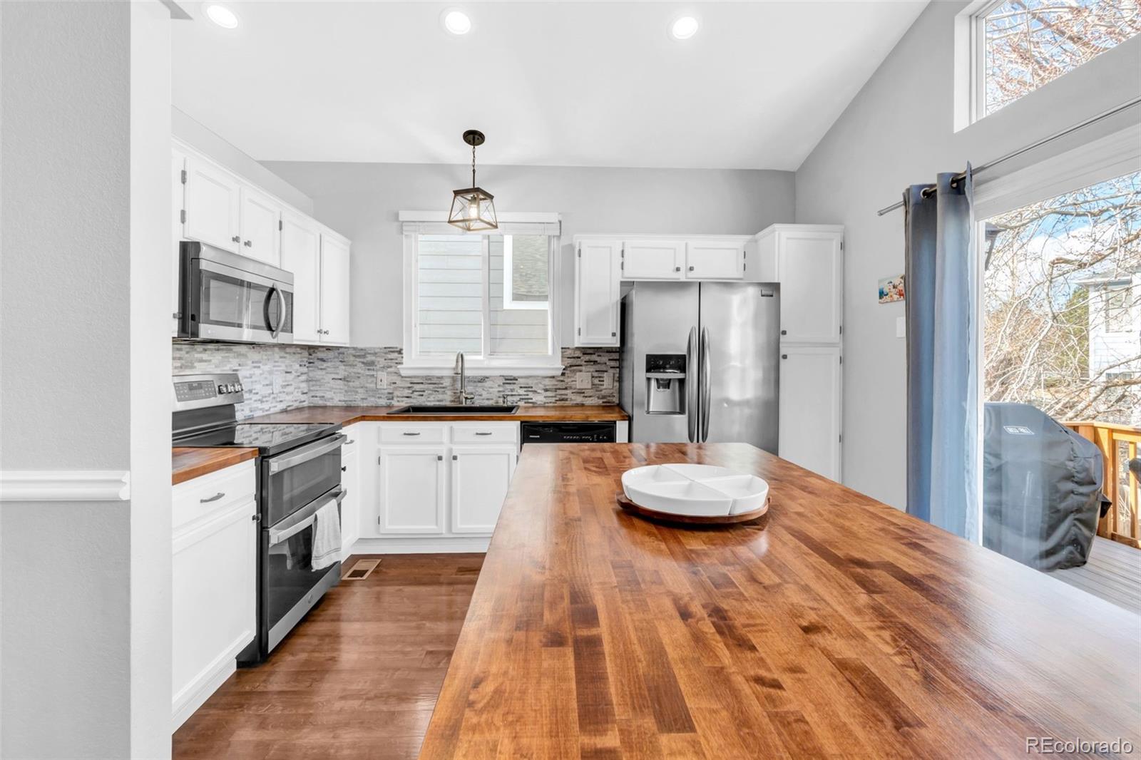 MLS Image #10 for 17223  yellow rose way,parker, Colorado