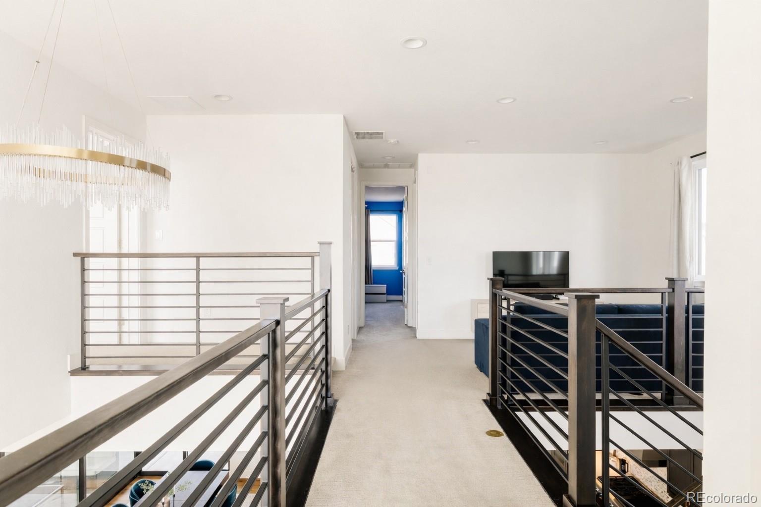 MLS Image #13 for 9747 e 61st avenue,denver, Colorado