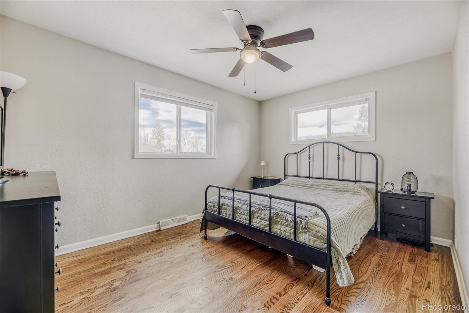MLS Image #16 for 3374 w belmont avenue,littleton, Colorado