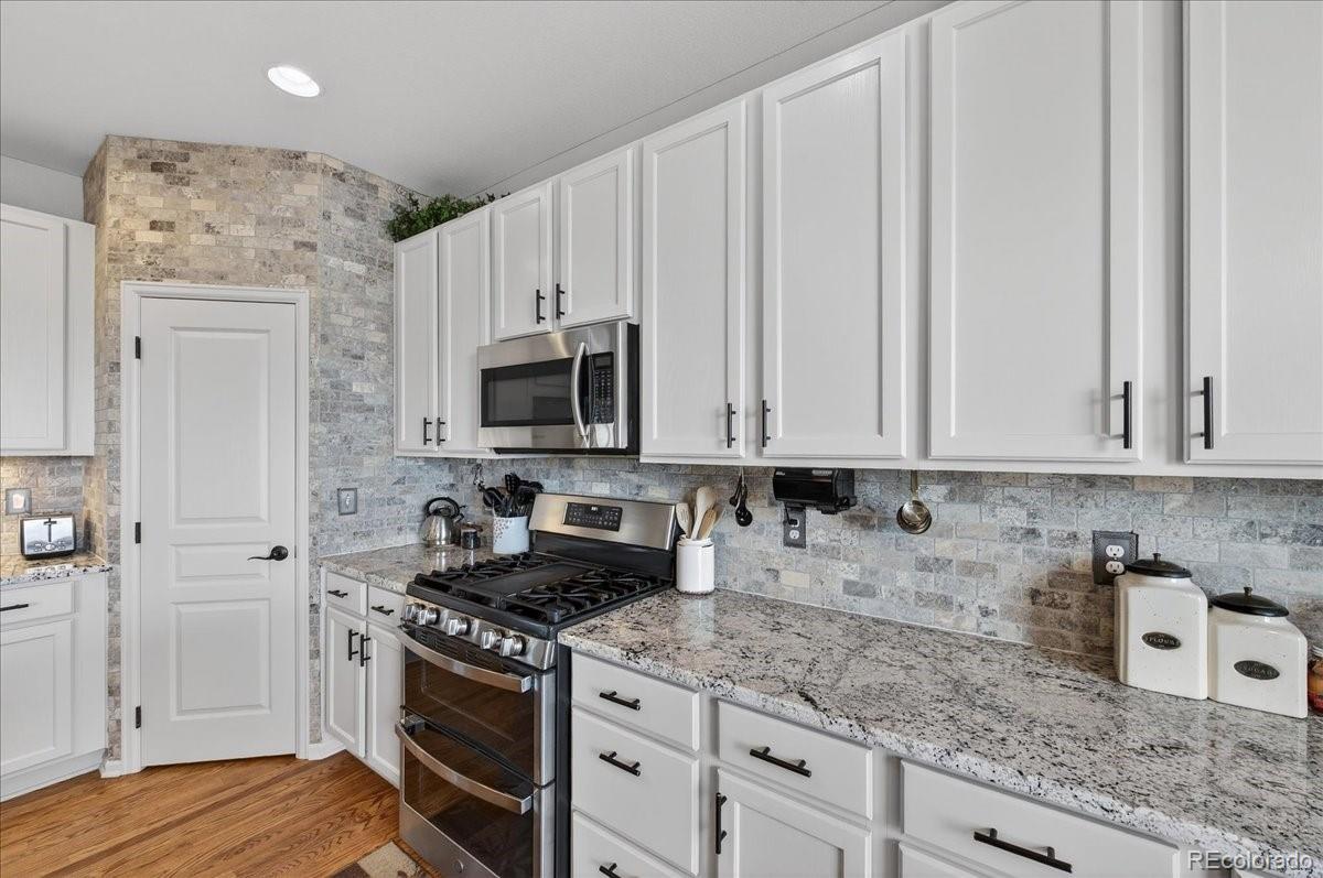 MLS Image #11 for 5539  bear creek loop,elizabeth, Colorado