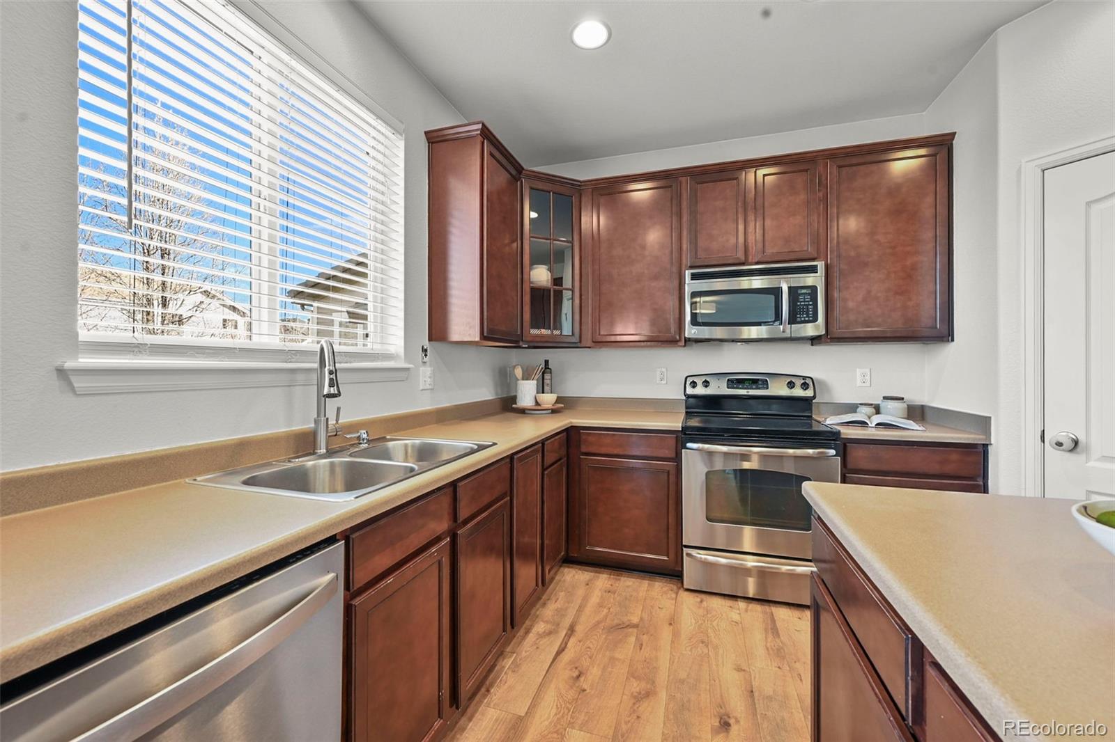 MLS Image #10 for 3152  meadowbrook place,dacono, Colorado