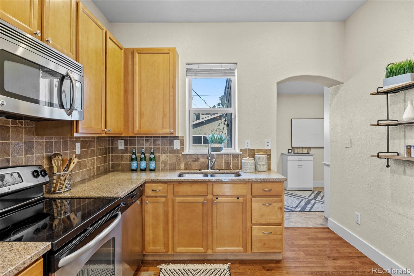 MLS Image #11 for 3033  welton street,denver, Colorado