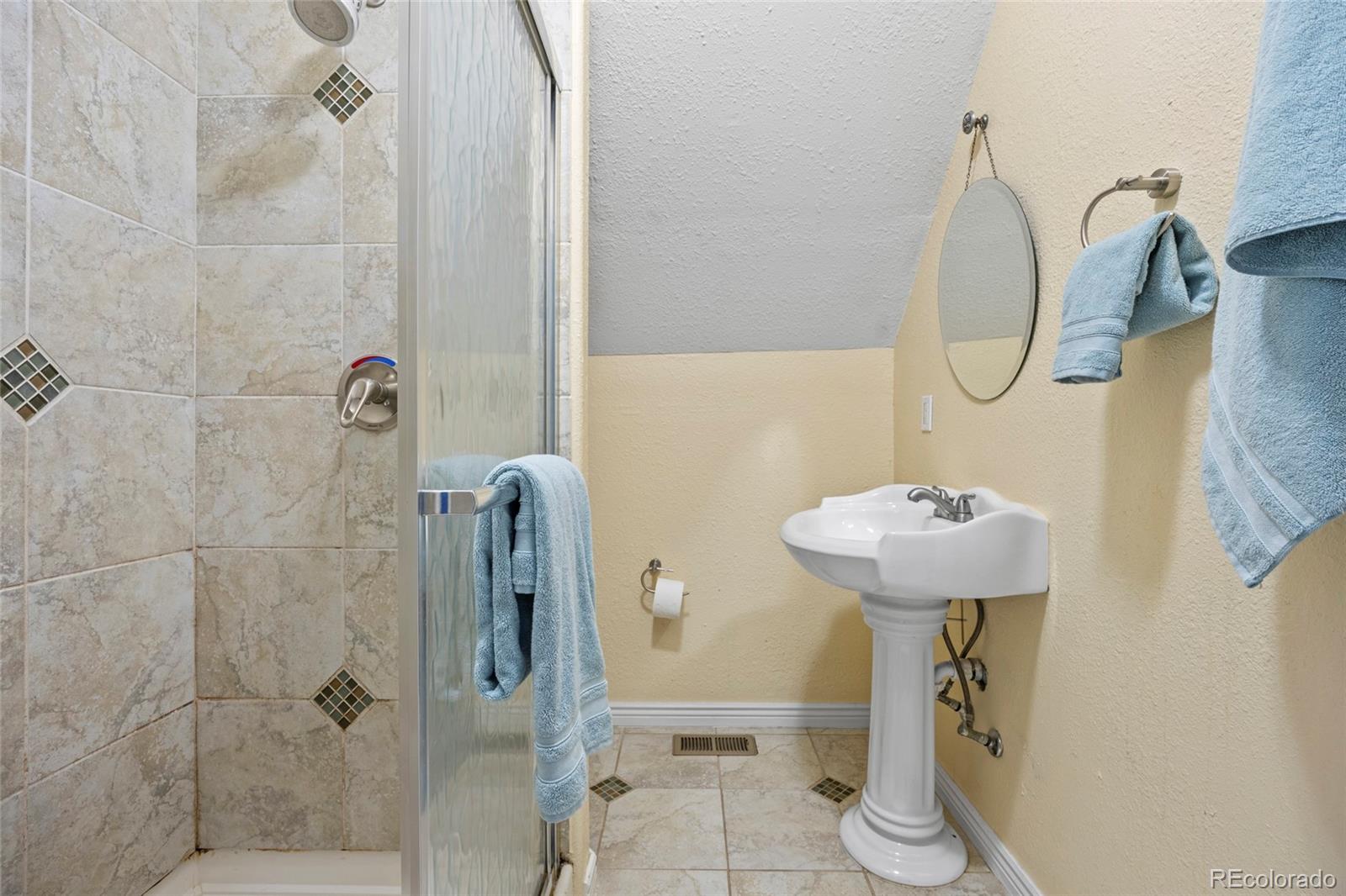 MLS Image #26 for 3033  welton street,denver, Colorado