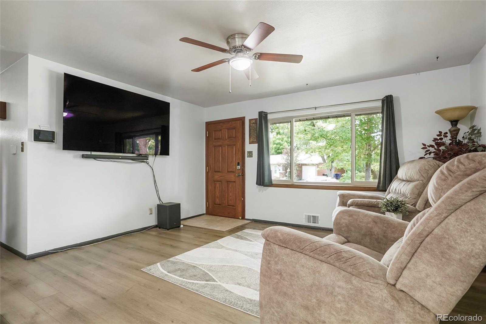 MLS Image #5 for 6371  brooks drive,arvada, Colorado