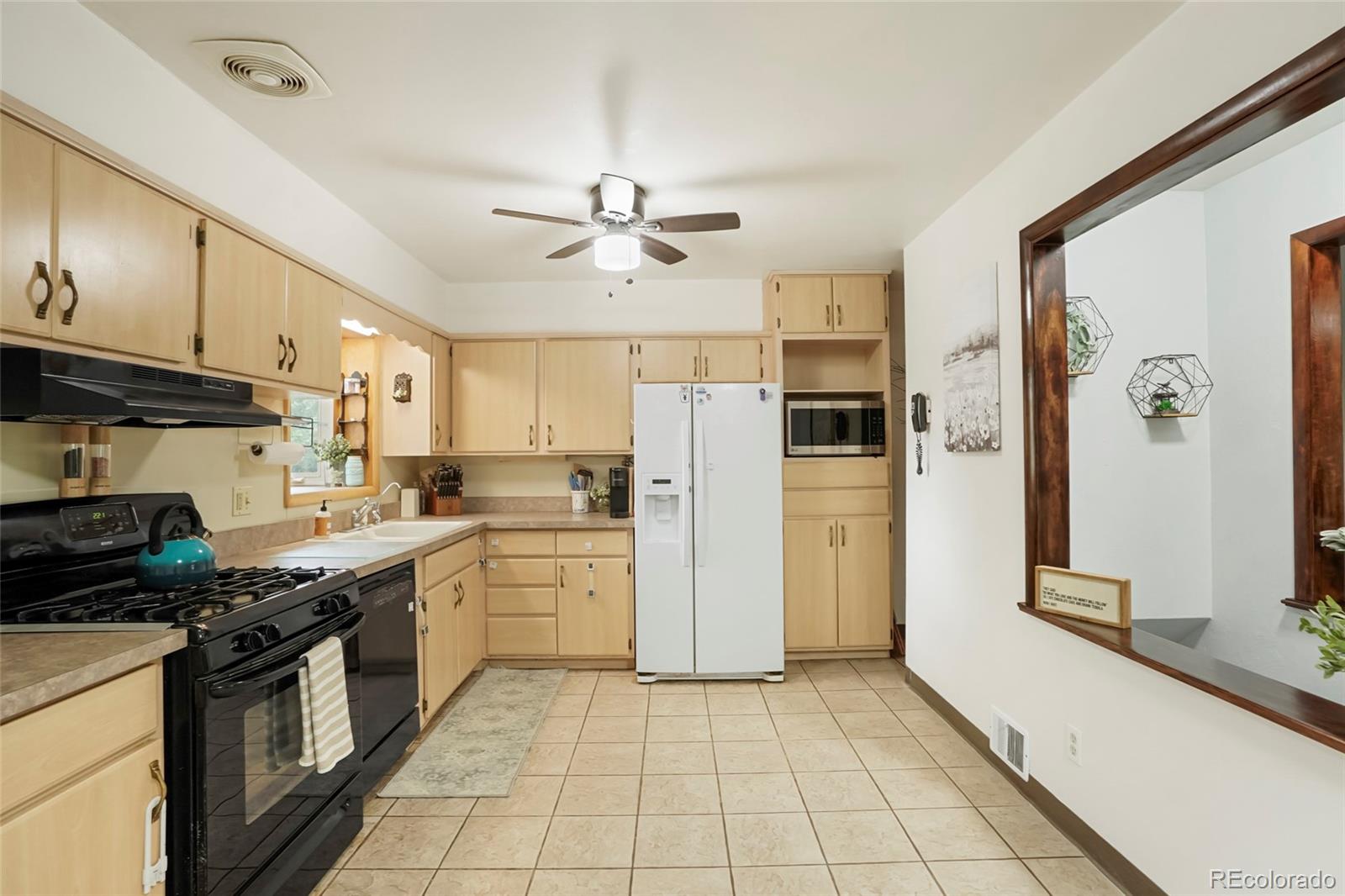 MLS Image #6 for 6371  brooks drive,arvada, Colorado