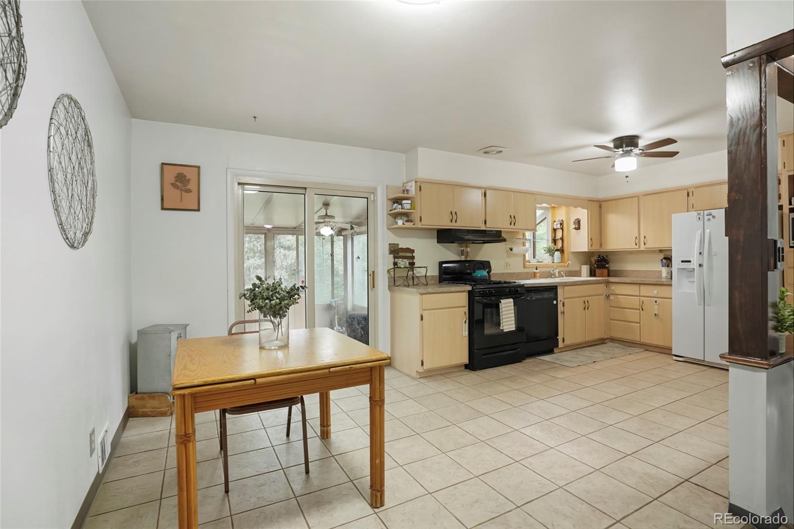 MLS Image #7 for 6371  brooks drive,arvada, Colorado