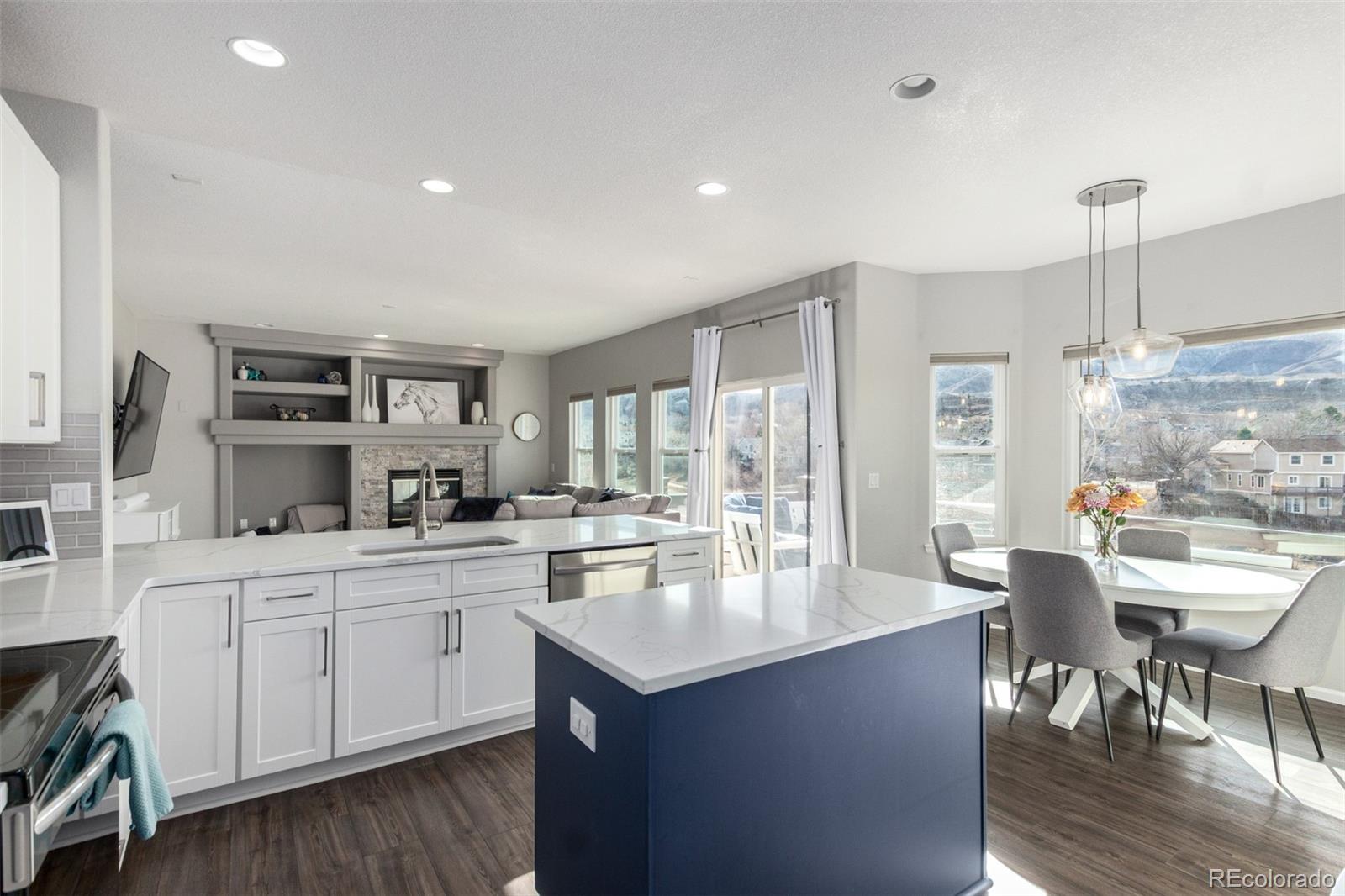 MLS Image #11 for 7823  rampart way,littleton, Colorado