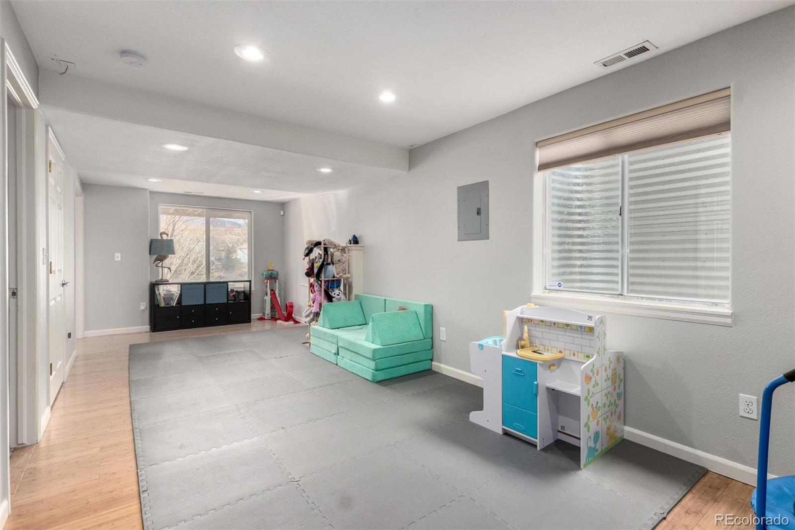 MLS Image #33 for 7823  rampart way,littleton, Colorado
