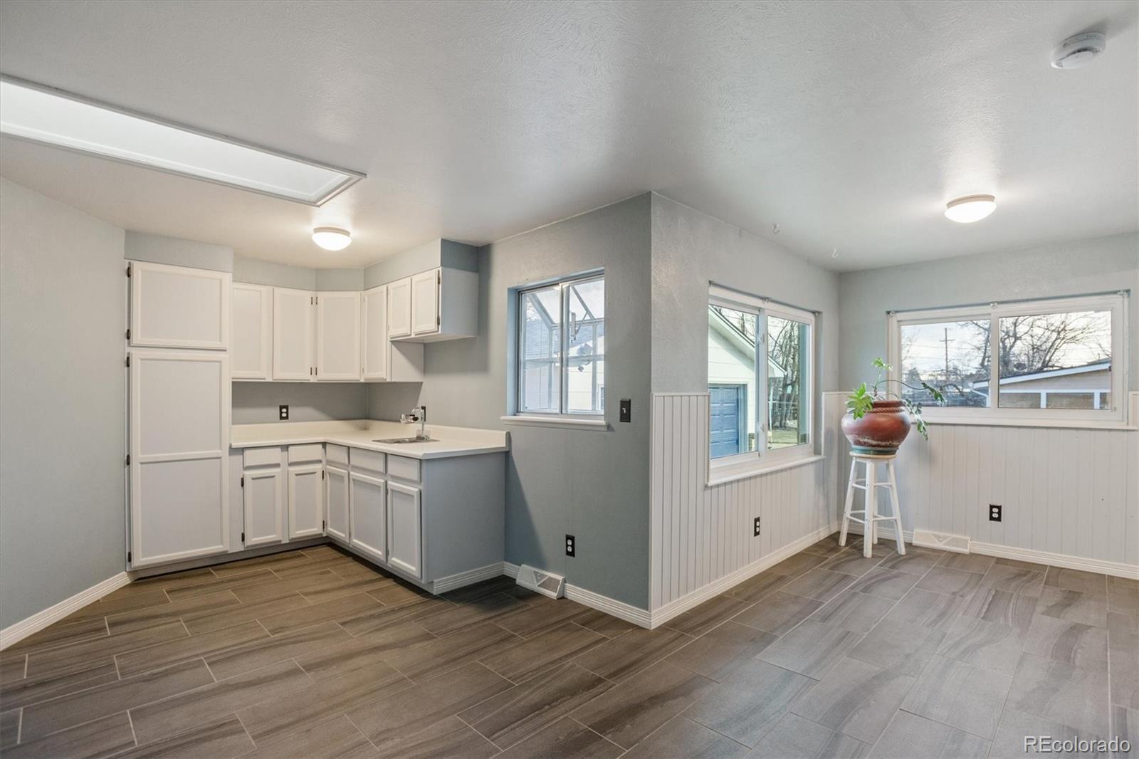 MLS Image #12 for 1850 s hooker street,denver, Colorado