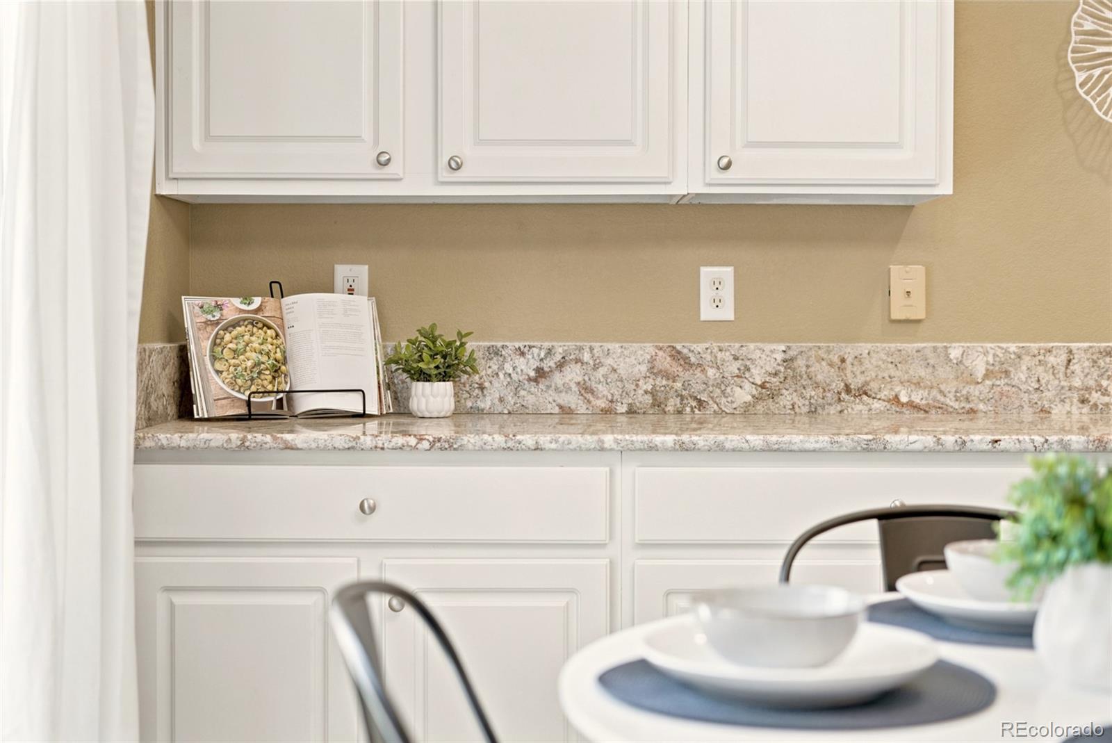 MLS Image #15 for 5389 s quatar circle,aurora, Colorado